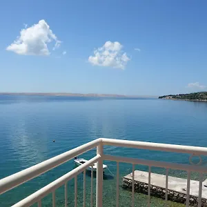 https://rooms-ante-tribanj-kruscica.hotelinzadar.com