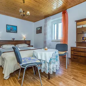 Gasthof Robert I Mirna, Bale