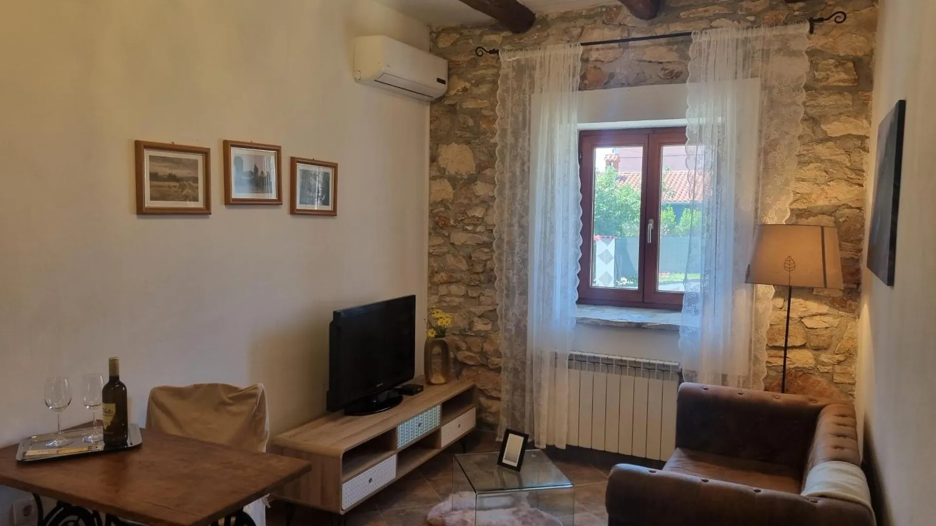 Guest house Rooms & Apartment Stelio